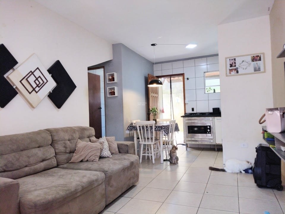 Casa em Condom�nio - Venda - Saba�na - Itanha�m - SP