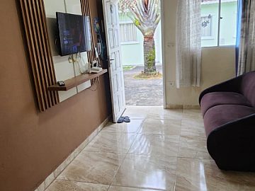 Casa mobiliada com 2dorms em Umuarama