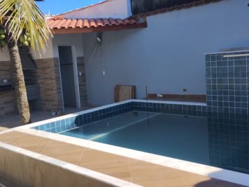 Casa 3dorms, 1suite no bairro Balne�rio Tupi