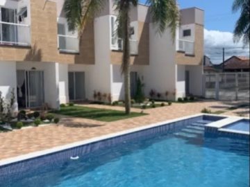 Sobrado, 62m�, 2 su�tes, a apenas 300m da Praia, Jamaica